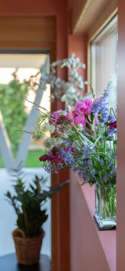 Fleurs dans l'entrée de Studio Casa